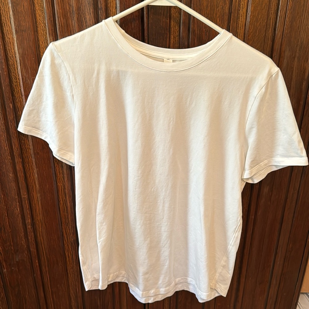 Lululemon short sleeve top
